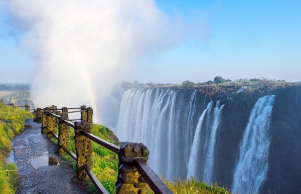 Reiser til zimbabwe, afrika reiser, reiser til afrika, reiser afrika, reisemål afrika, Unike reiser, pakkereiser, skreddersydde reiser, pakketurer, reiser, reisebyrå, reisetips, safari i afrika, zimbabwe safari reiser, tur til zimbabwe, ballongsafari, ferie zimbabwe, victoria falls